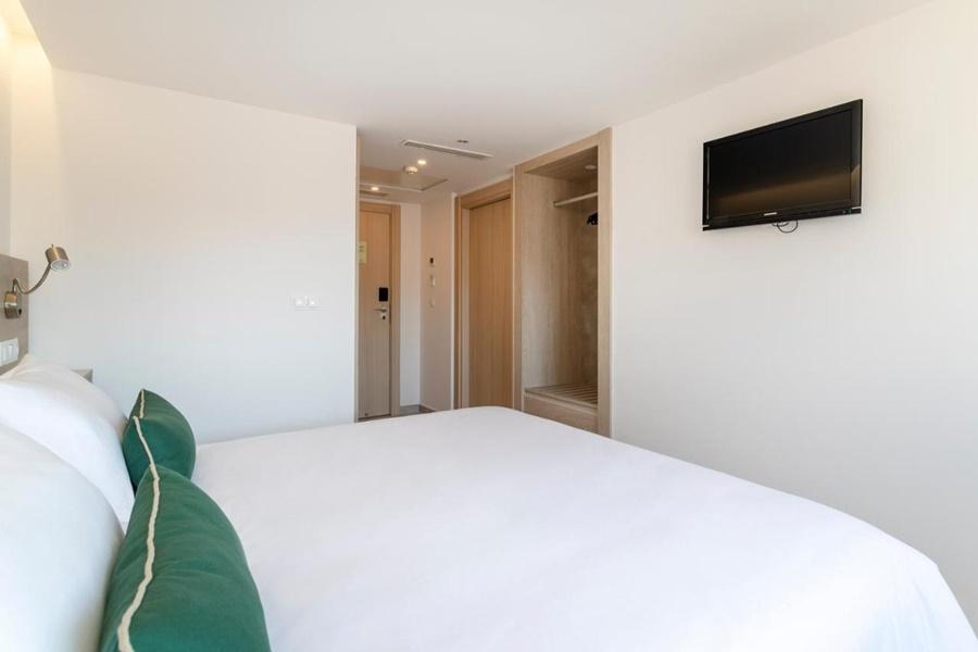 Hotel Halley & Affiliated By Melia Benidorm